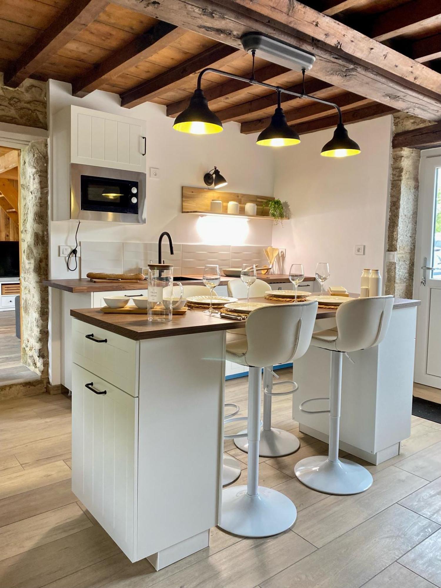 Aux Petites Portes Du Morvan Montlay-en-Auxois Dış mekan fotoğraf
