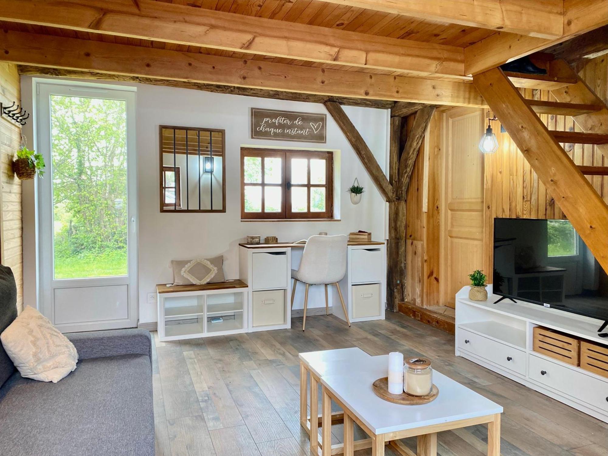 Aux Petites Portes Du Morvan Montlay-en-Auxois Dış mekan fotoğraf